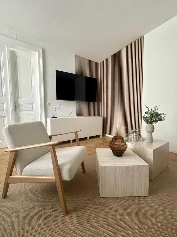 Designer Apartment Near Main Station Vienna Luaran gambar