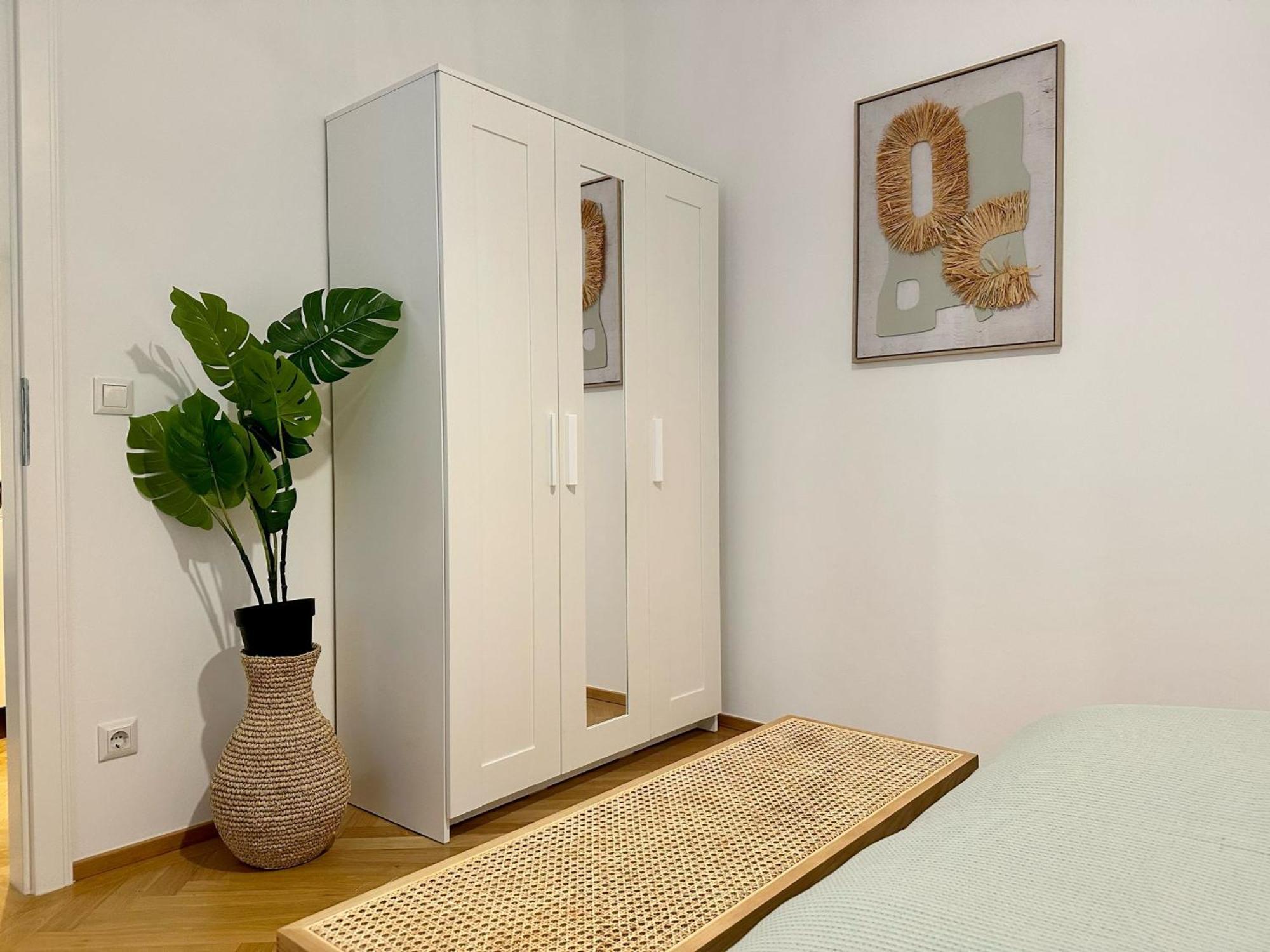 Designer Apartment Near Main Station Vienna Luaran gambar