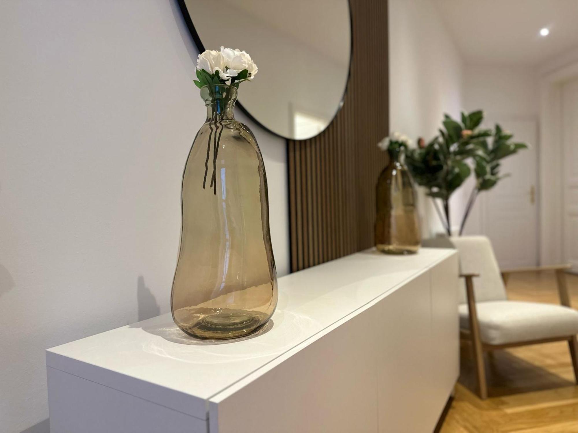 Designer Apartment Near Main Station Vienna Luaran gambar